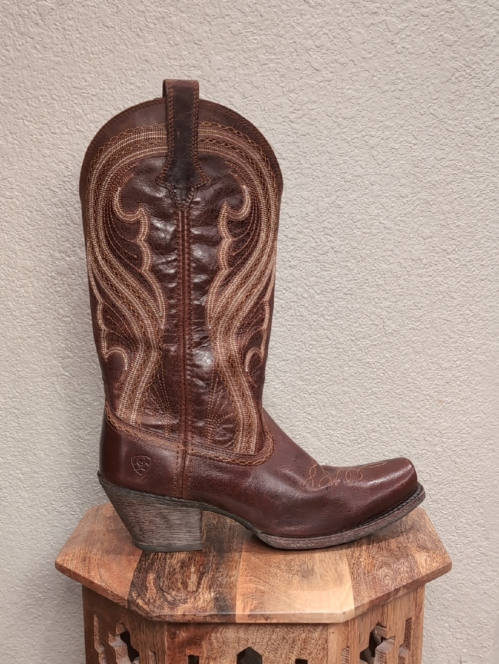 Ariat Lively Western Cowgirl Boots with Embroidered Shaft - Picture 3 of 13